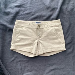 Khaki twill American Eagle shorts